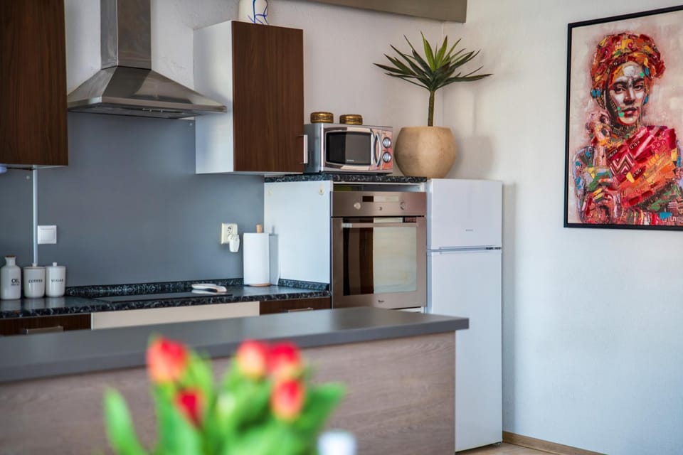 Kitchen or kitchenette, oven, stove, kitchen