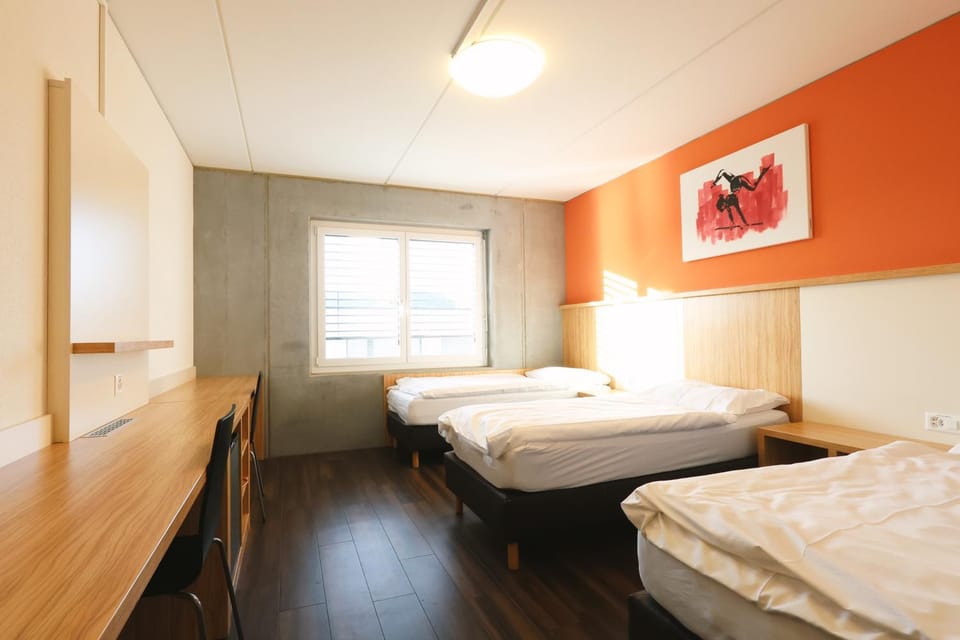 Sporthotel in der Sport Arena Siggenthal Hostel in Aargau, Switzerland
