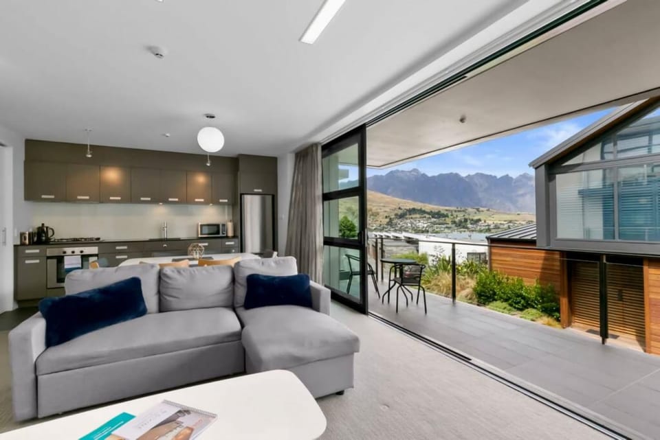 Pano No. 5 - Suitable for couples or families Apartment in Queenstown