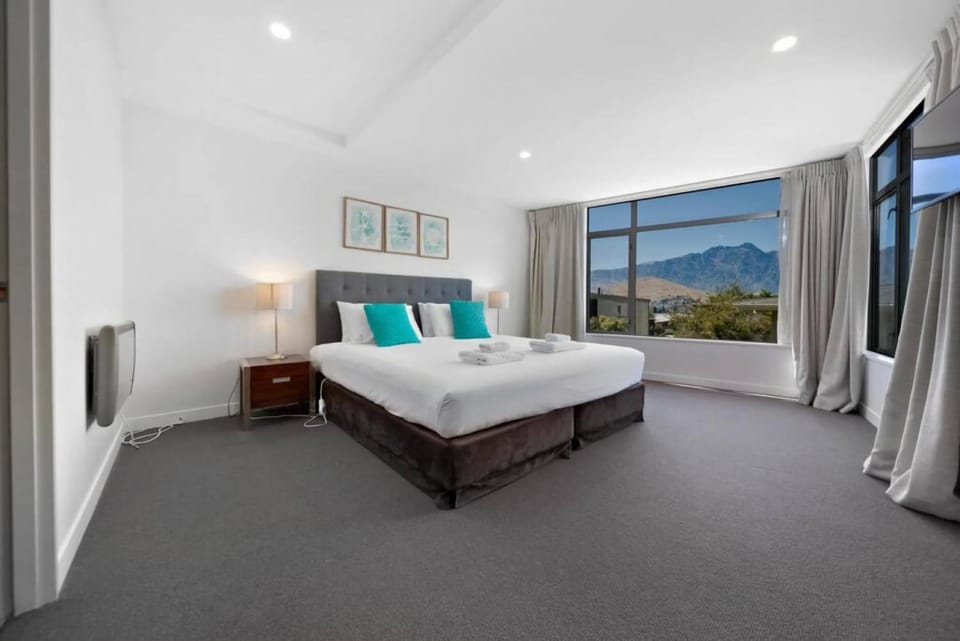 Vu Apartment - Great views walk to town Apartment in Queenstown