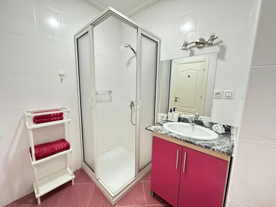 Spacious Sea View Apartment, Near Tangier Corniche Apartment in Tangier