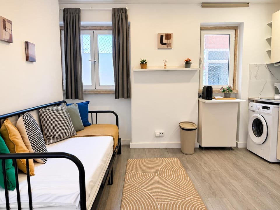 Flat Capela Santo Amaro - View of the bridge & Tagus River Apartment in Lisbon