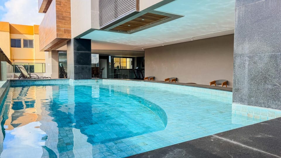 Swimming pool, Swimming pool, sunbed
