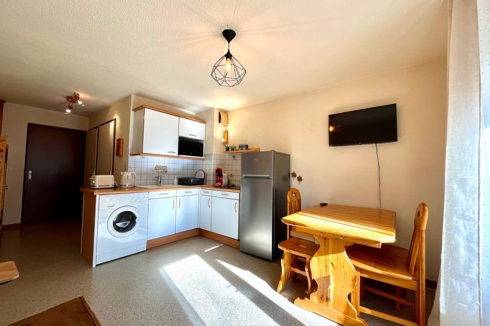 Bright apartment in Combloux near ski Apartment in Combloux