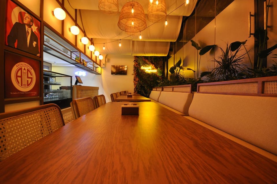 Restaurant/places to eat