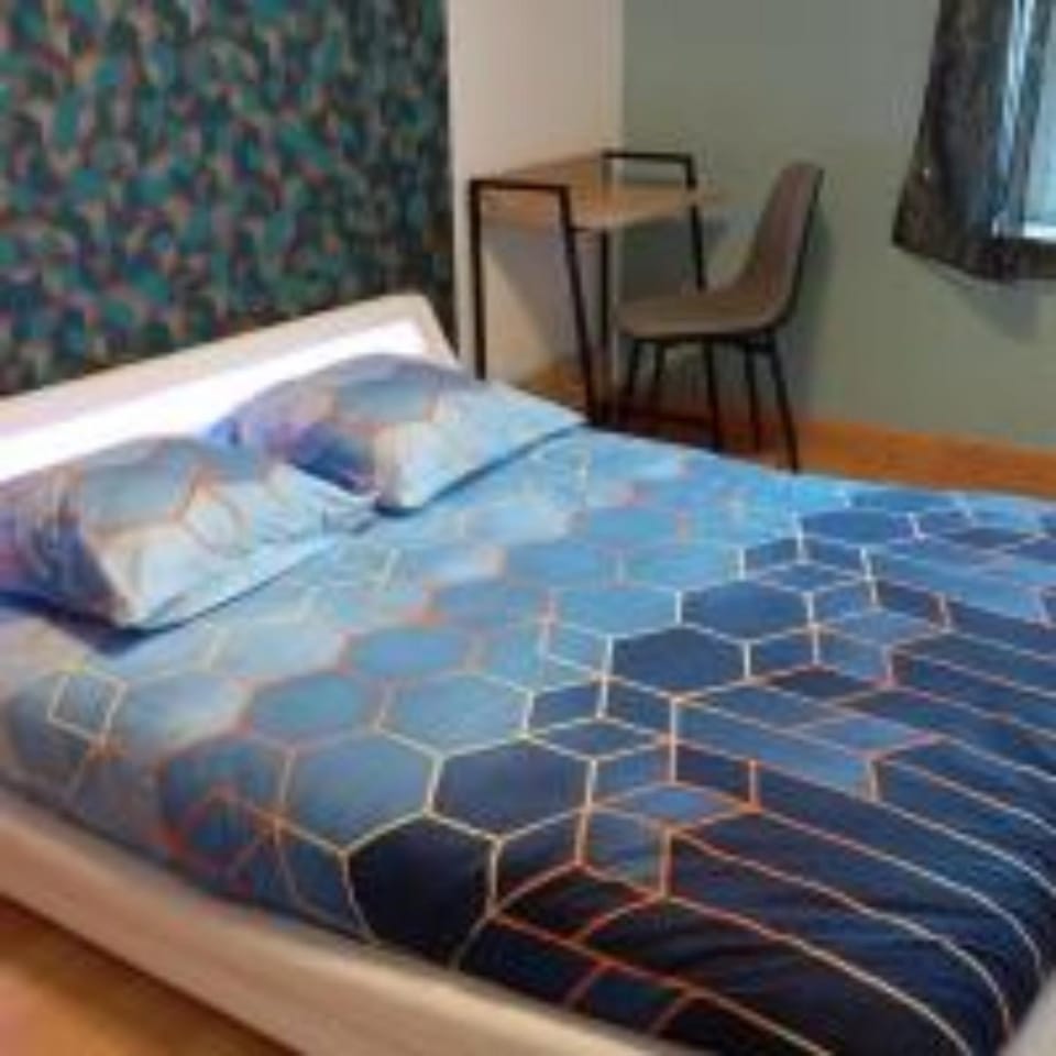 Seating area, Bedroom