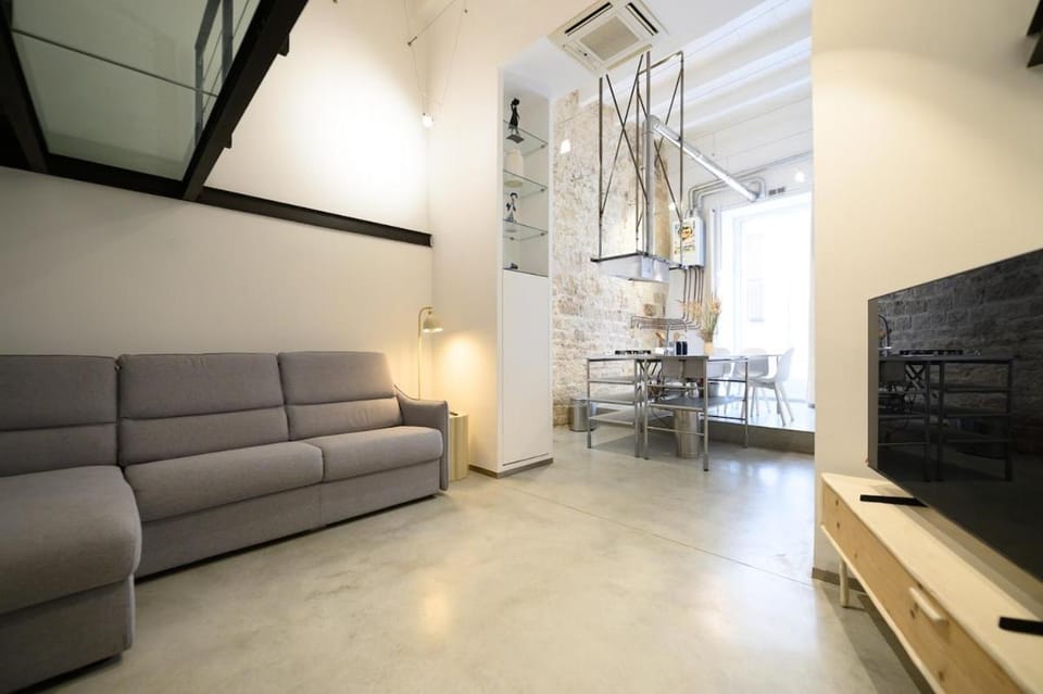 Loft Palazzo D'Amelj nel centro storico di Bari Apartment in Bari