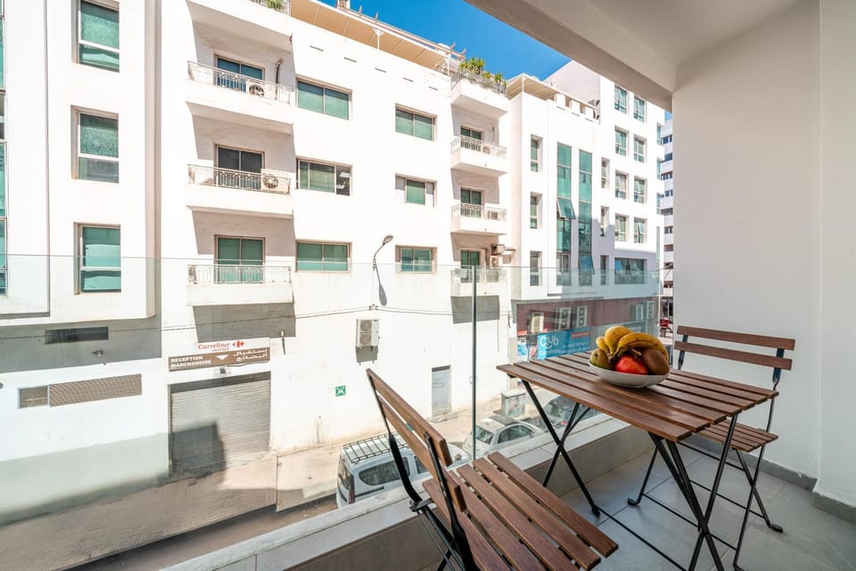 Patio, Day, View (from property/room), Balcony/Terrace, Living room, Seating area, Dining area