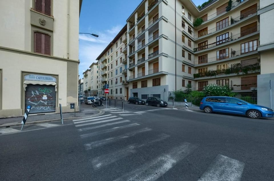 Giotto's House Apartment in Florence