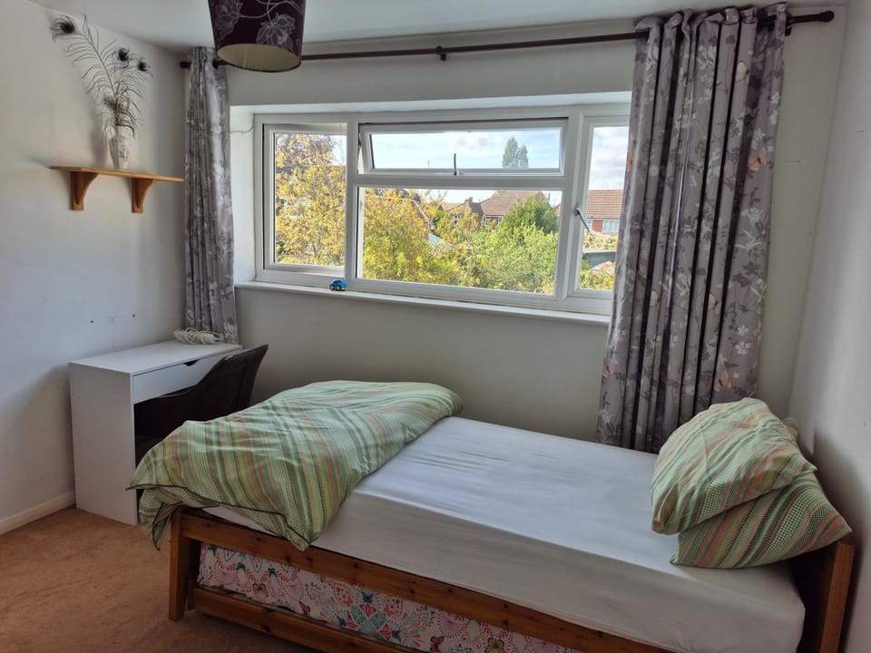 Ahmadiyya Vacation rental in Borough of Waverley