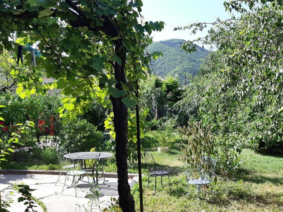 Beautiful apartment in Provençal residence with garden and WiFi Apartment in Provence-Alpes-Côte d'Azur