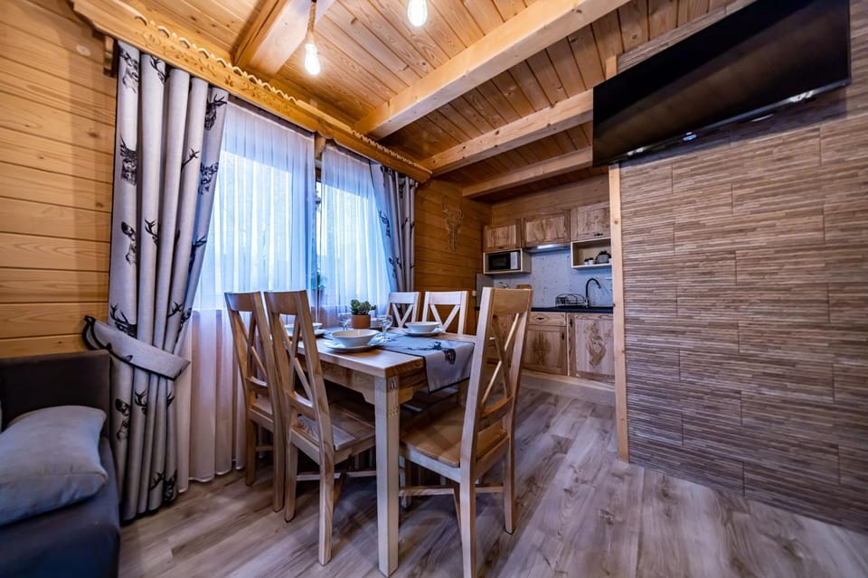 TV and multimedia, Kitchen or kitchenette, Dining area