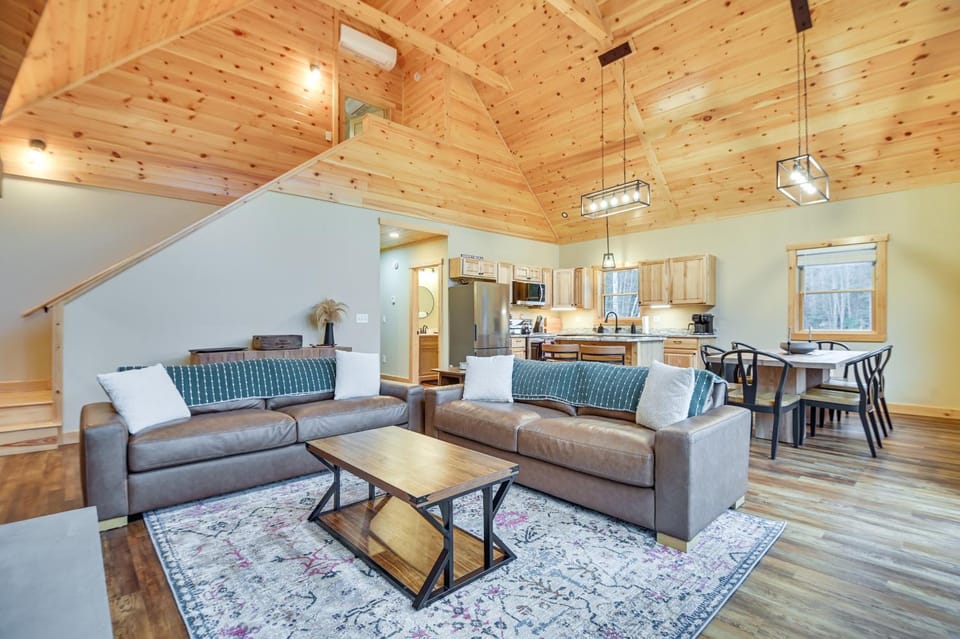 Hot Tub | Fire Pit | Mtn Escape Near Sunday River House in Newry