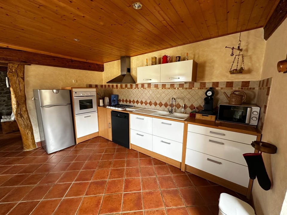Banquet/Function facilities, kitchen
