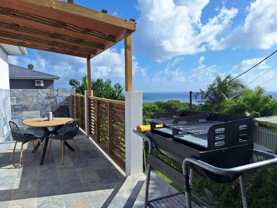 Princess Diamond Villa - Panoramic Sea View Villa in Le Diamant