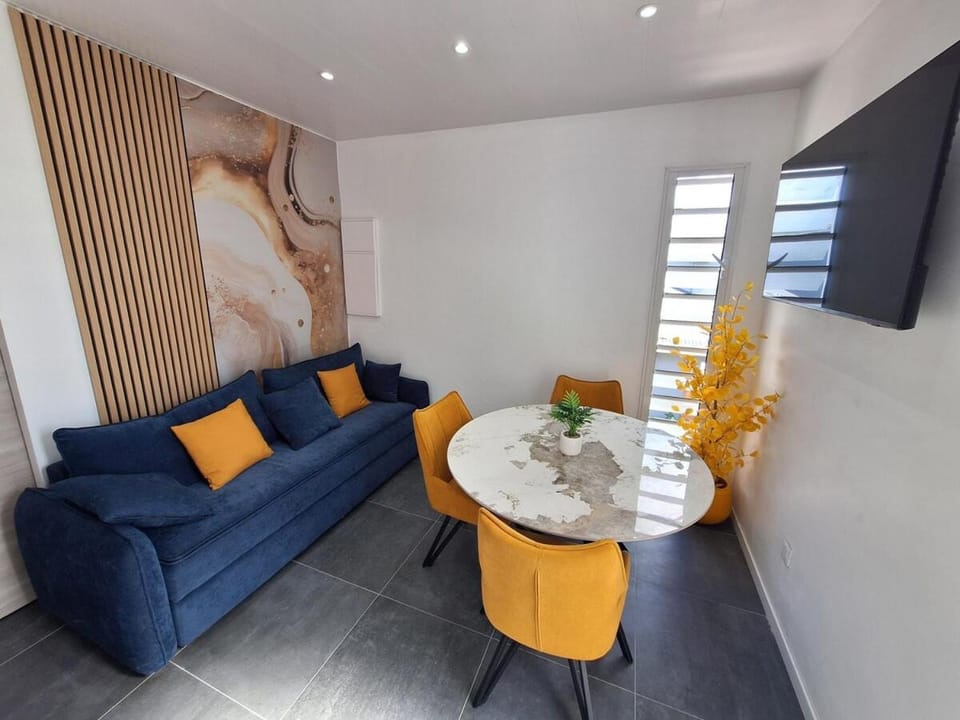 Princess Diamond Villa - Panoramic Sea View Villa in Le Diamant