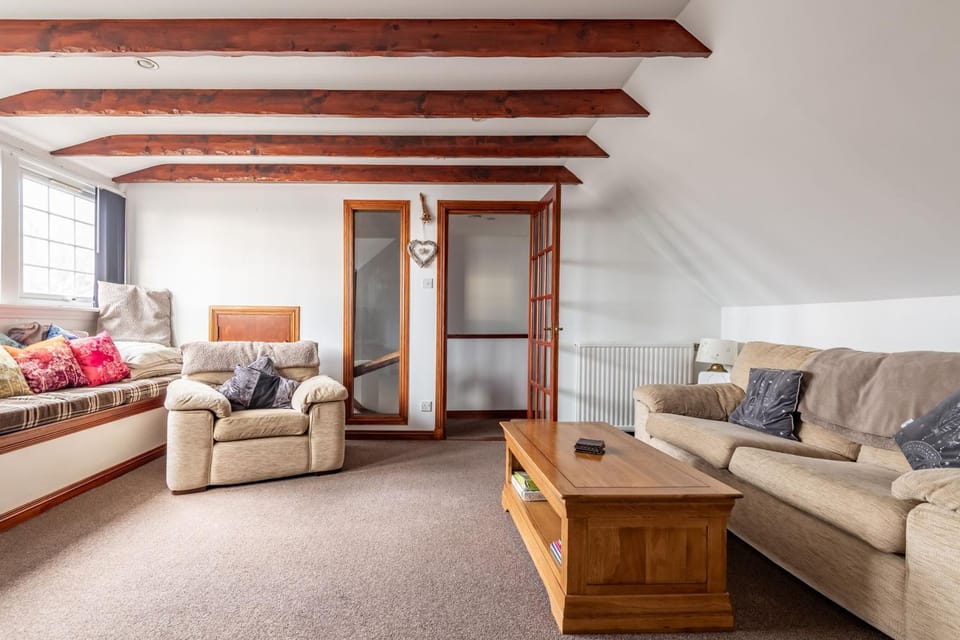 Communal lounge/ TV room, Living room