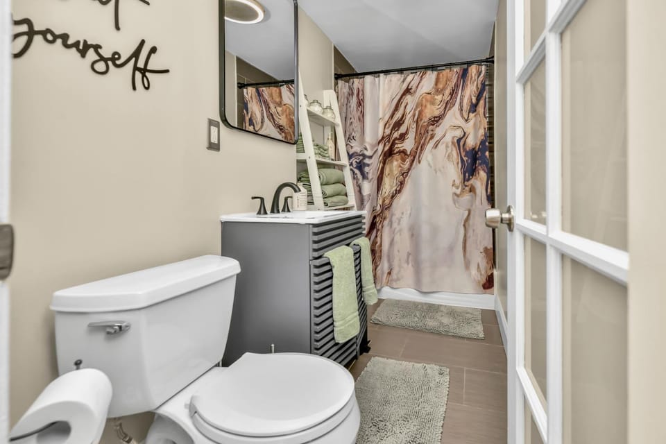 Comfort Stay II Apartment in Quincy
