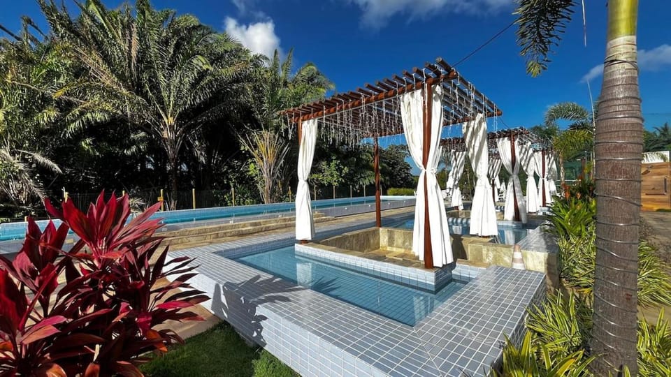 Garden, Swimming pool