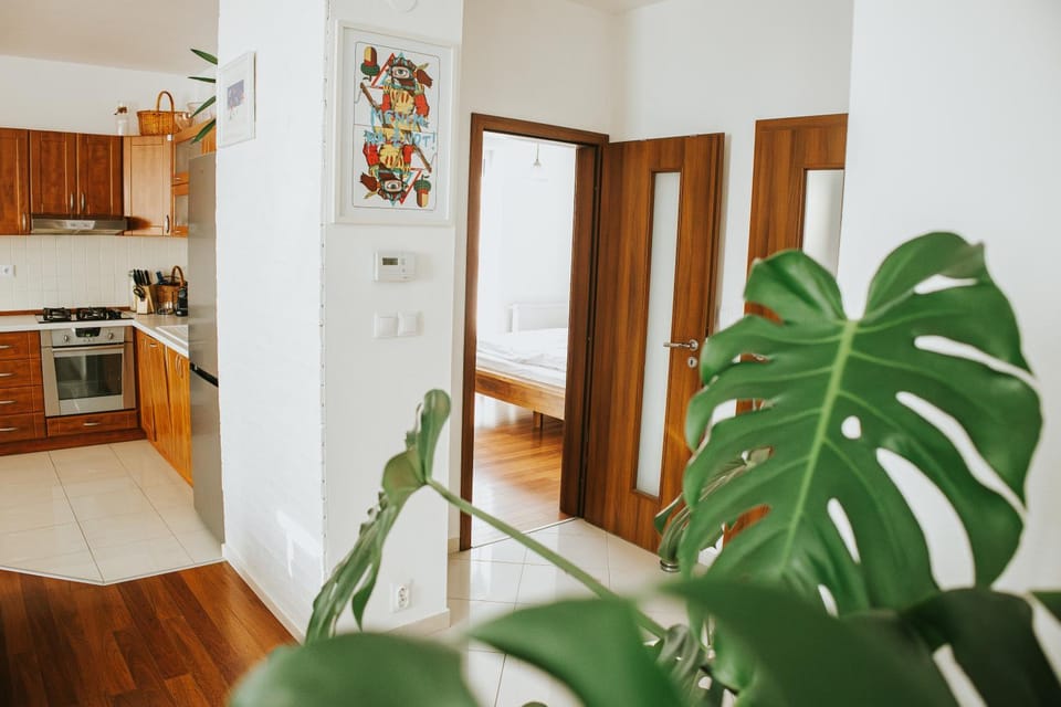 Coffee/tea facilities, dishwasher, oven, toaster, kitchen