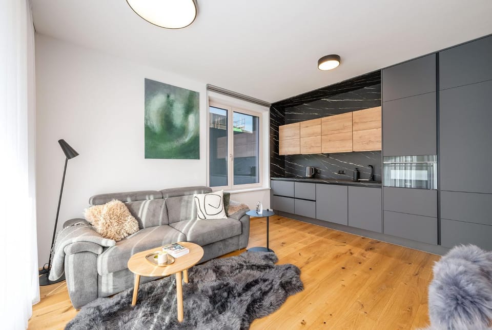 Kitchen or kitchenette, Living room, stove