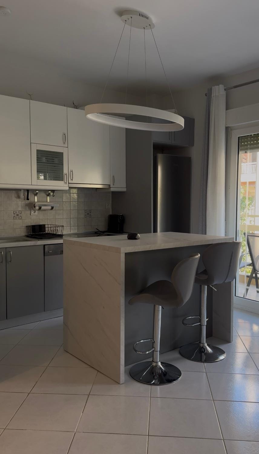 Kitchen or kitchenette, kitchen