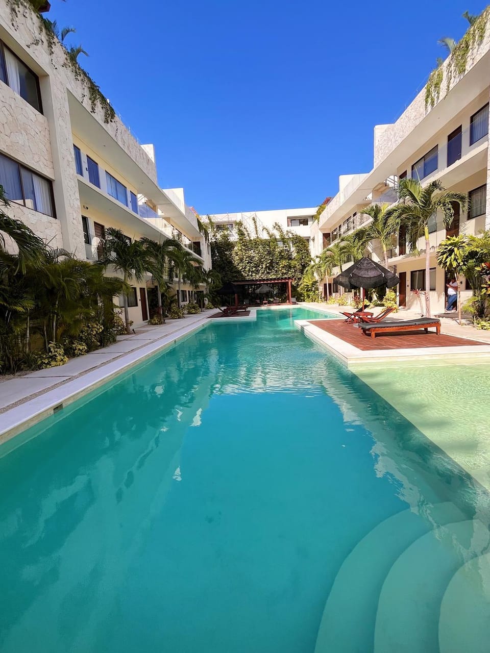 Swimming pool
