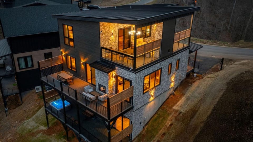 Majestic Falls at Reedmont Chalet in Sevierville