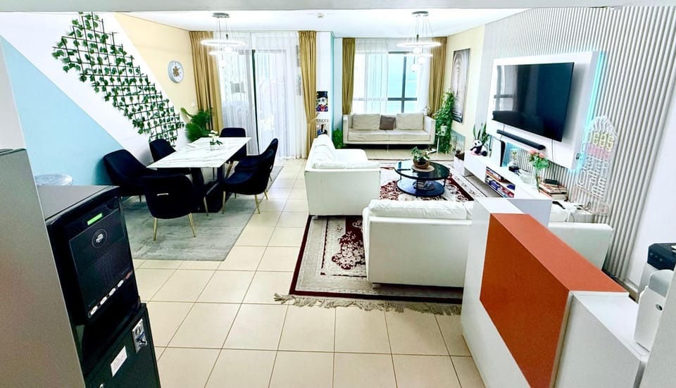 WAHA WOW Bed space Available in Luxury Apartment Hostel in Dubai