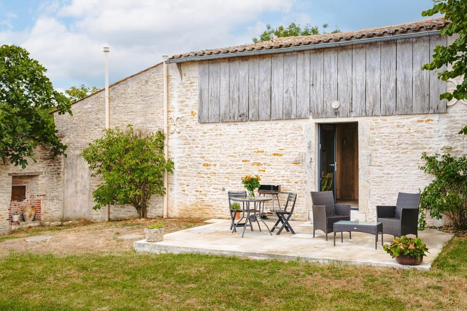 L'Etable House in Nouvelle-Aquitaine