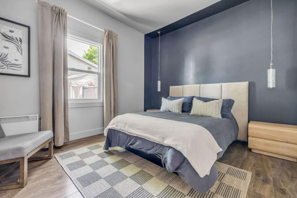 Bed, Bedroom