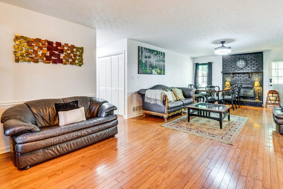 6 Mi to Marietta Square: Family Retreat w/ Yard! House in Georgia
