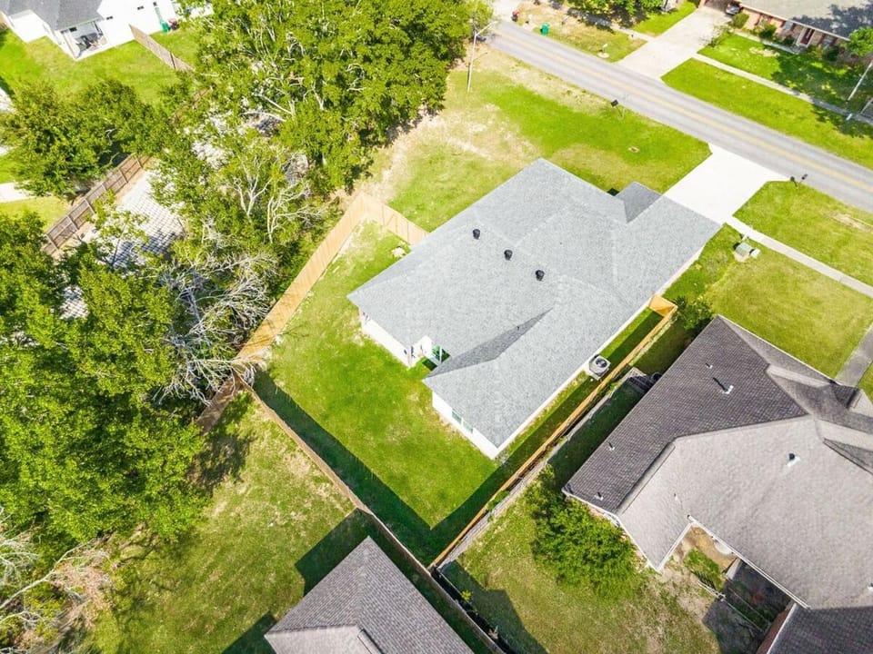 Brand New Centrally Located In Lafayette House in Lafayette