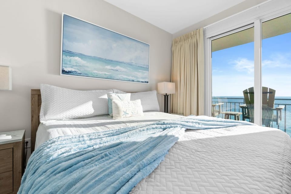 Bed, View (from property/room), Balcony/Terrace, Bedroom