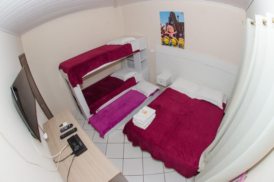 Bed, Photo of the whole room, Decorative detail, Bedroom
