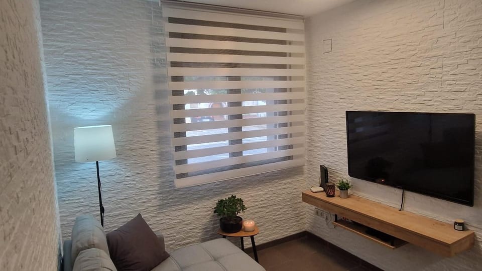 Communal lounge/ TV room, TV and multimedia, Evening entertainment
