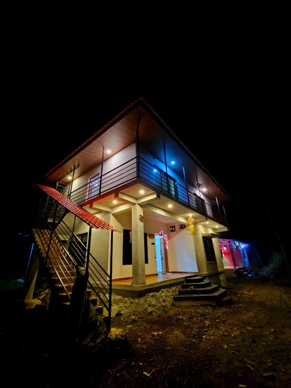 Property building, Night