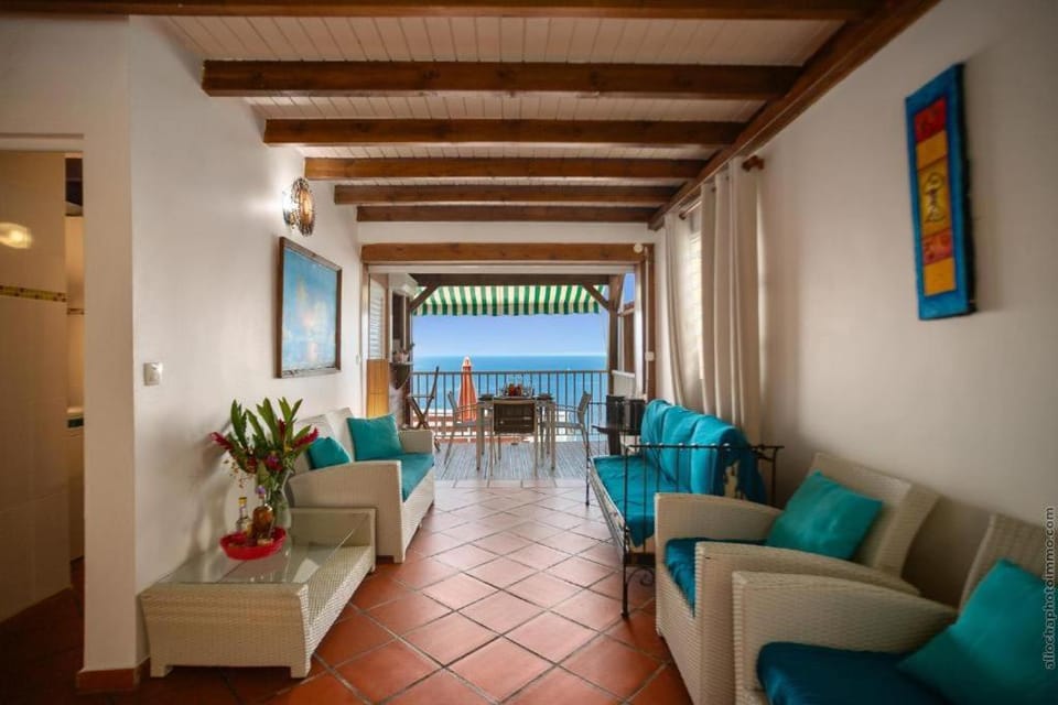 Nouveau gîte avec vue grandiose Apartment in Bouillante