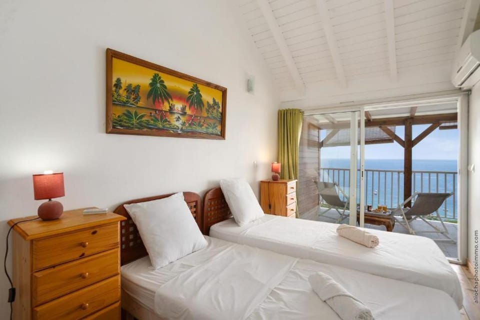 Nouveau gîte avec vue grandiose Apartment in Bouillante