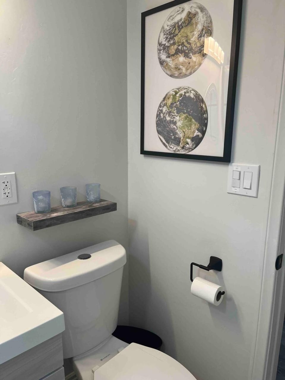 Modern Big Bear Cabin With Spa, BBQ & EV Charging on Site Cabin in Big Bear