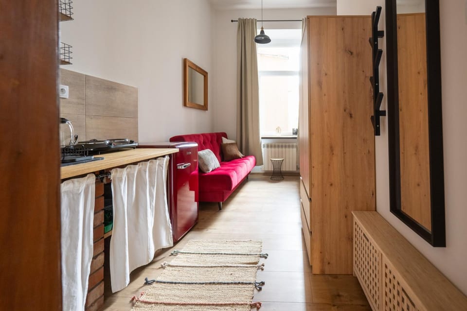 Bed, Kitchen or kitchenette, Living room, Photo of the whole room, Seating area