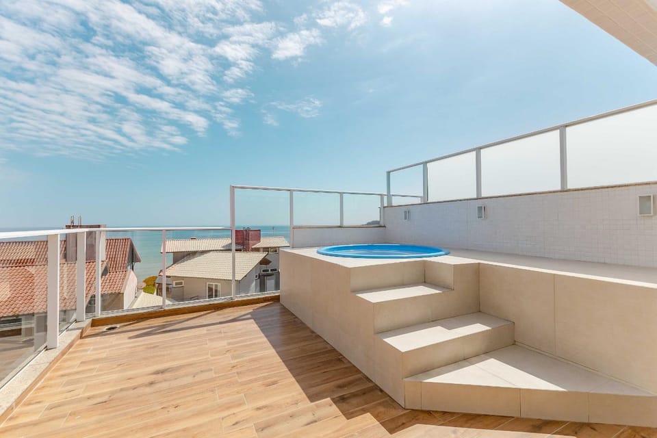 Hot Tub, Sea view