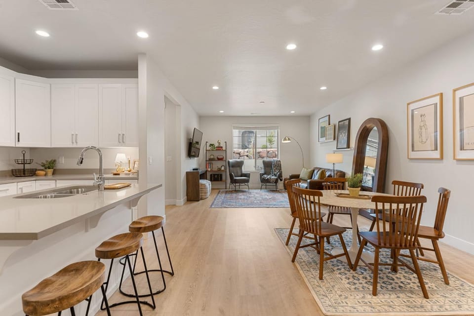 The Country Club townhouse House in Washington