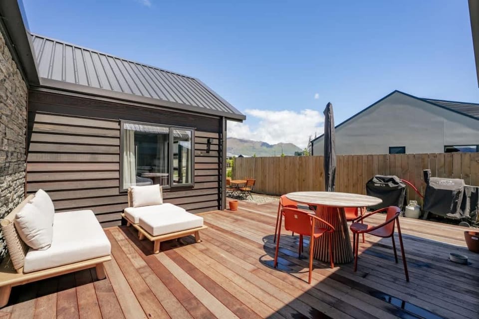 Rua Street Escape House in Wanaka