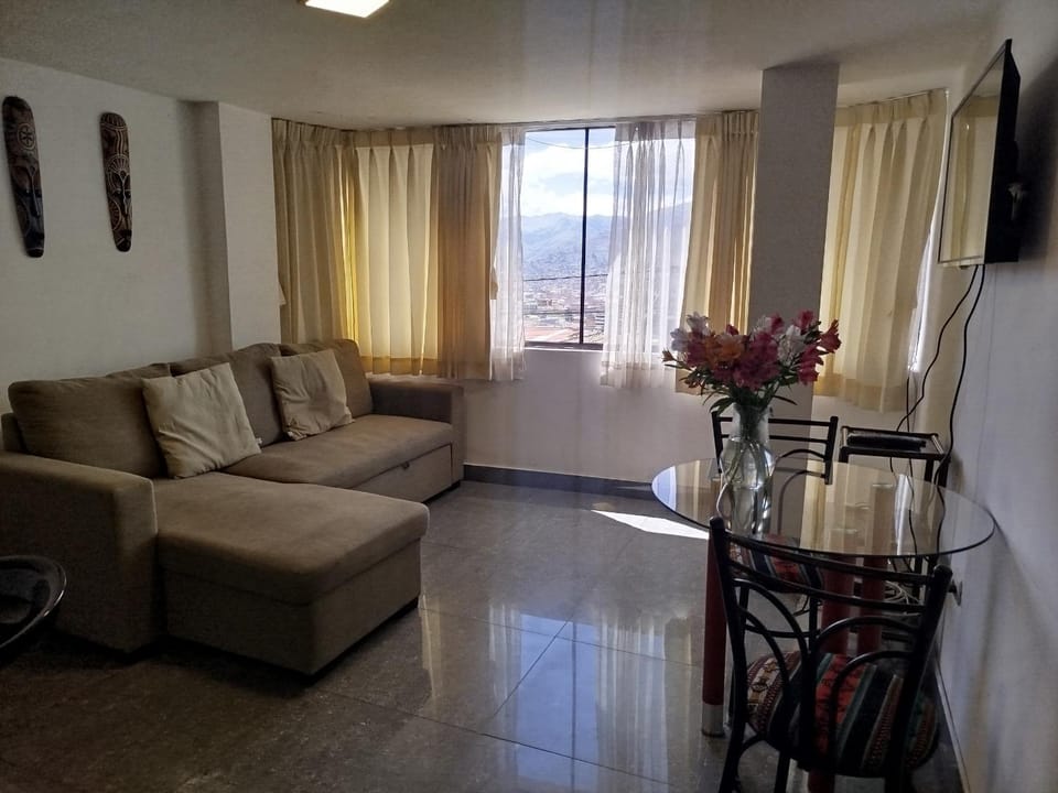 Lovely San Blas Apartment Steps from the Market & Close to Main Square Apartment in Cusco