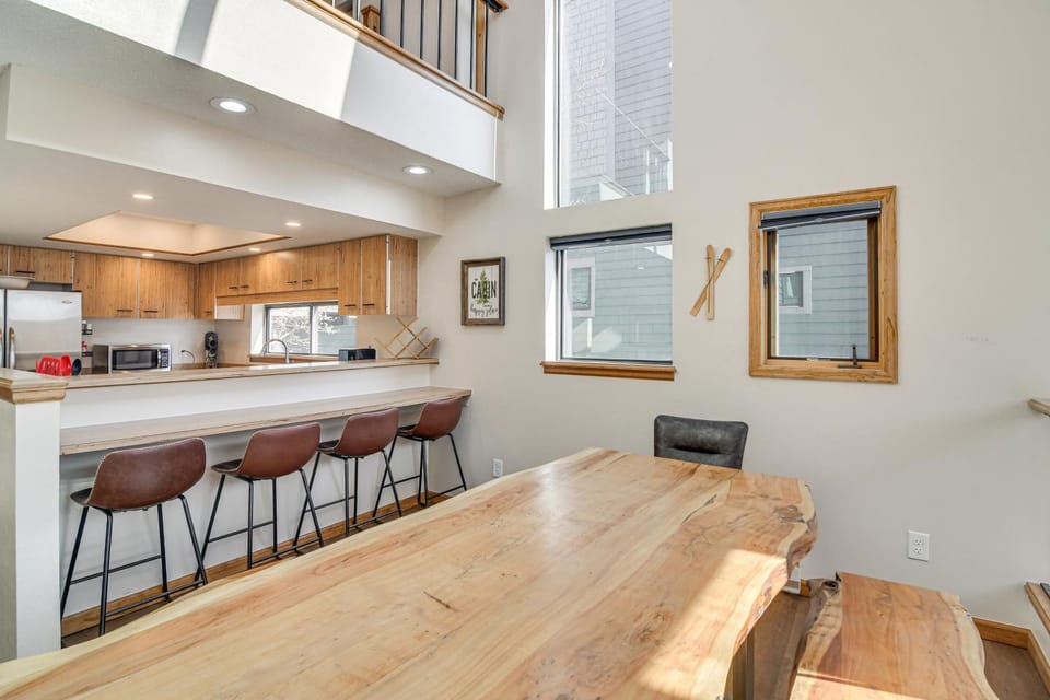 Private Sauna! Spacious Ski Condo Near Winter Park House in Fraser