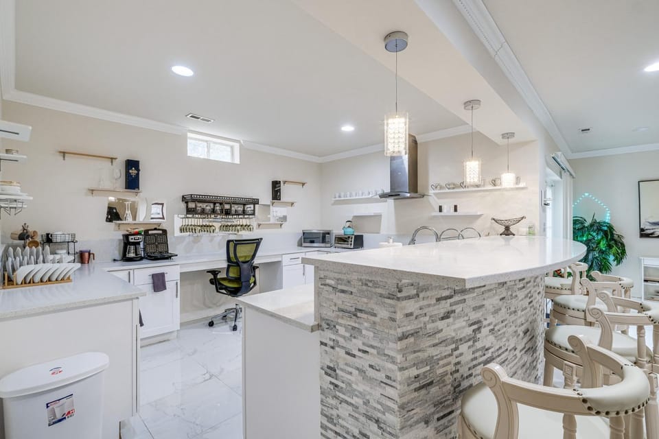 Family-Friendly Home w/ Foosball in Silver Spring! Apartment in Fairland