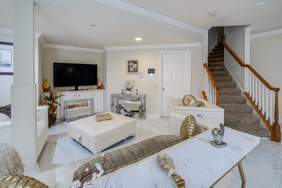 Family-Friendly Home w/ Foosball in Silver Spring! Apartment in Fairland