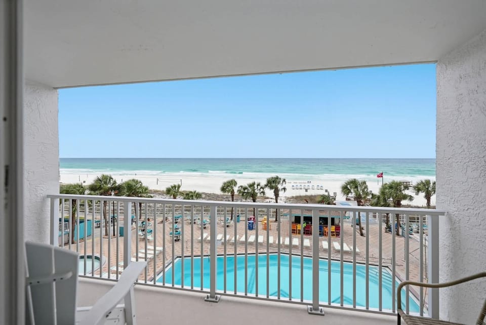 The Summit 419 - Beachfront Condo with awesome views House in Panama City Beach