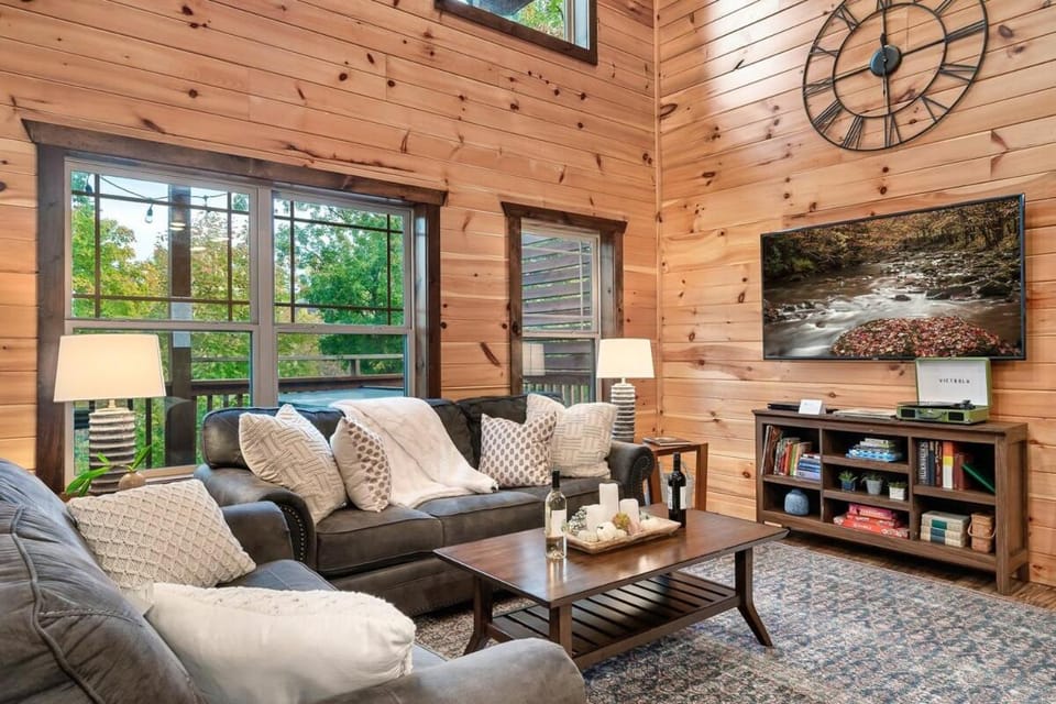 TV and multimedia, Living room, Seating area
